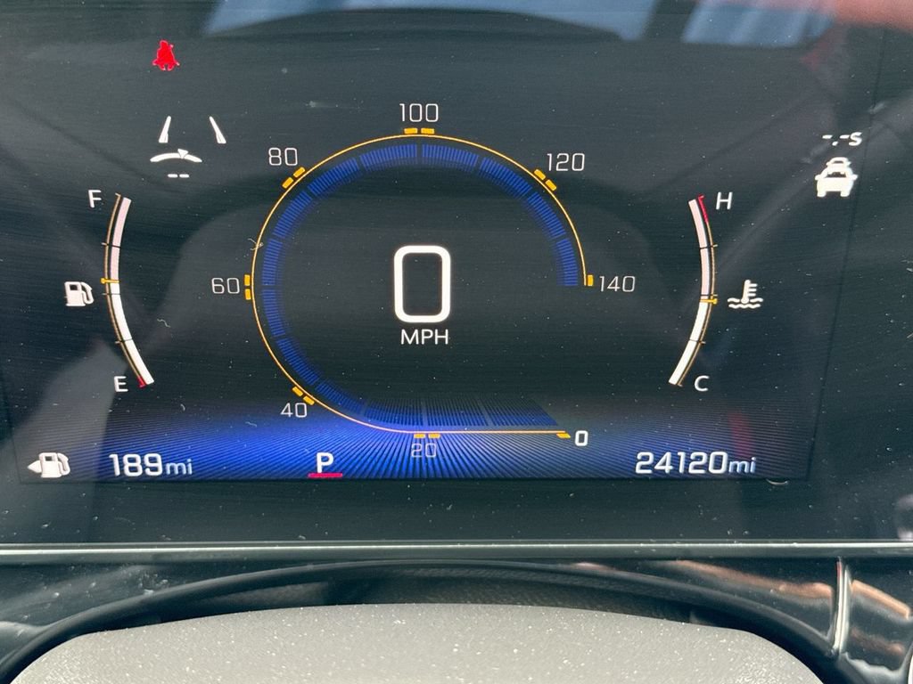 Used 2025 Chevrolet Trax RS w/ Driver Confidence Package FWD image 15