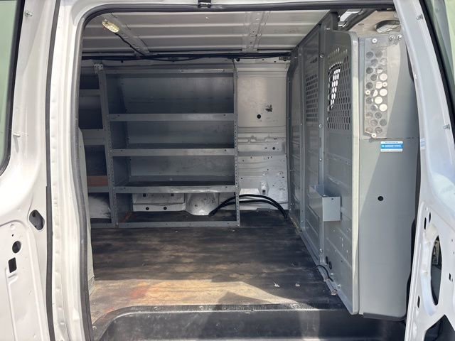 Used 2014 Ford E-250 and Econoline 250 w/ Power Group RWD image 10