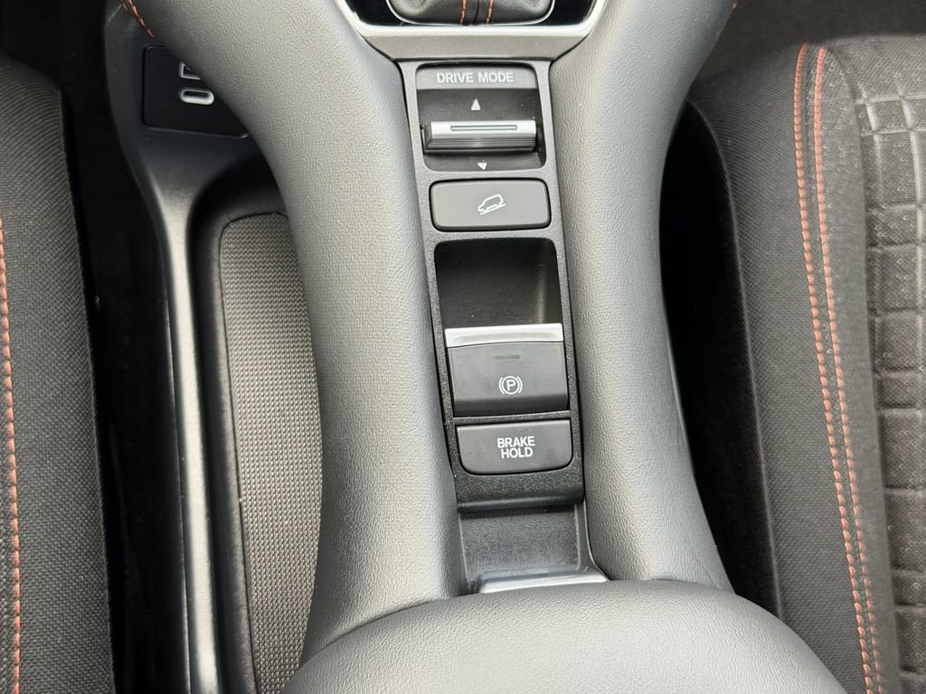 Used 2024 Honda HR-V Sport image 25