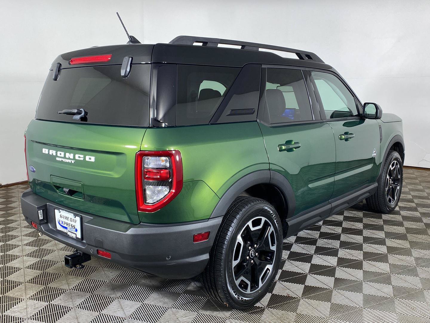 Used 2024 Ford Bronco Sport Outer Banks AWD/4WD image 24