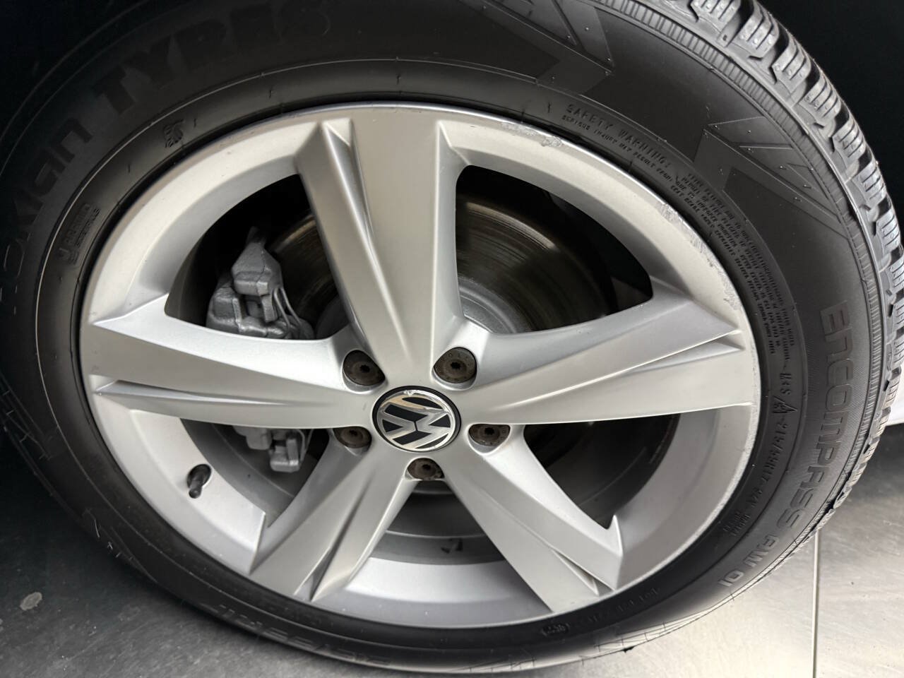 Used 2013 Volkswagen Passat 2.5 SE FWD image 30