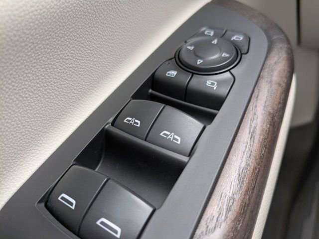 Used 2020 GMC Acadia Denali w/ Technology Package image 22