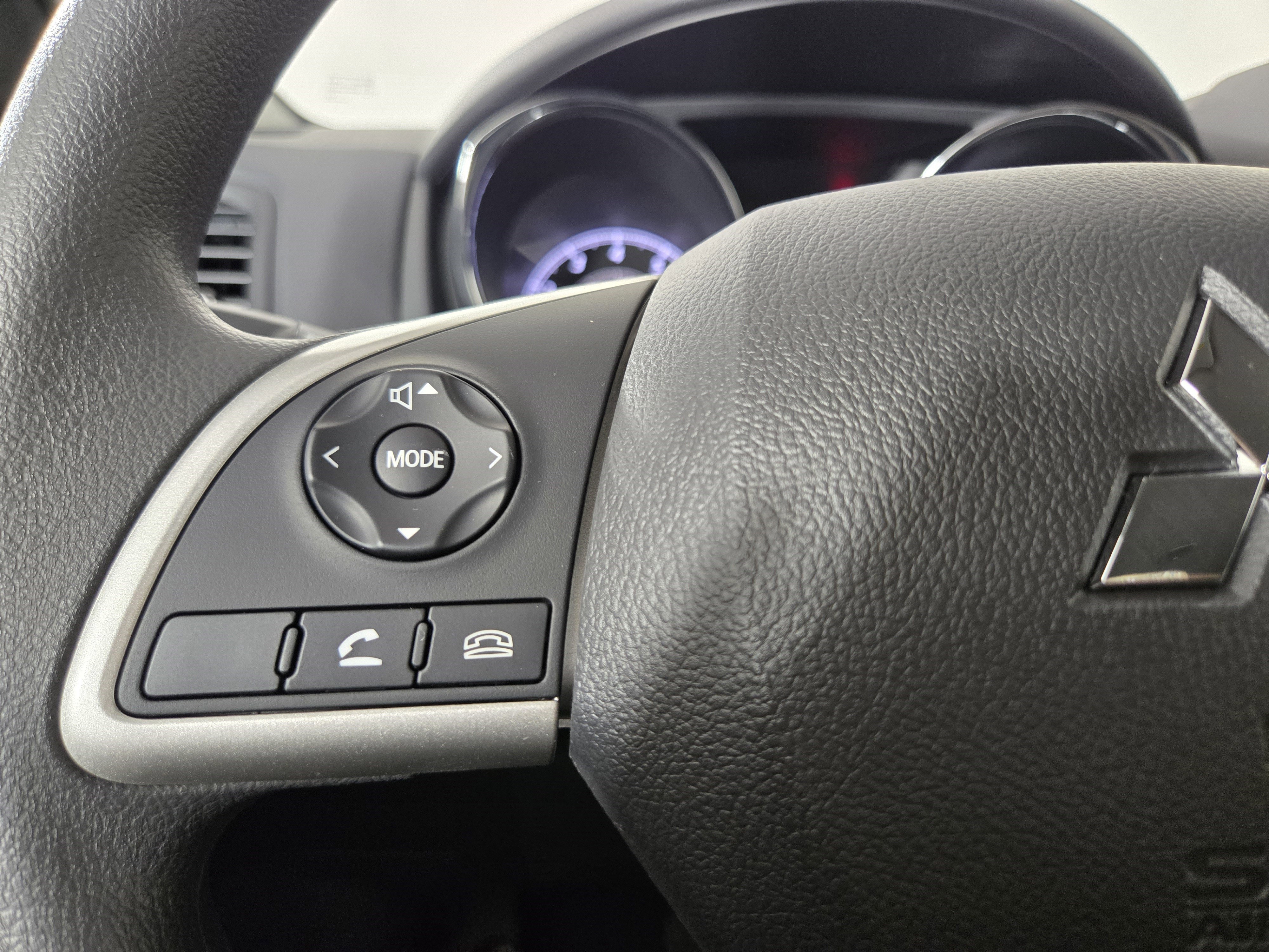 New 2025 Mitsubishi Outlander Sport ES image 14