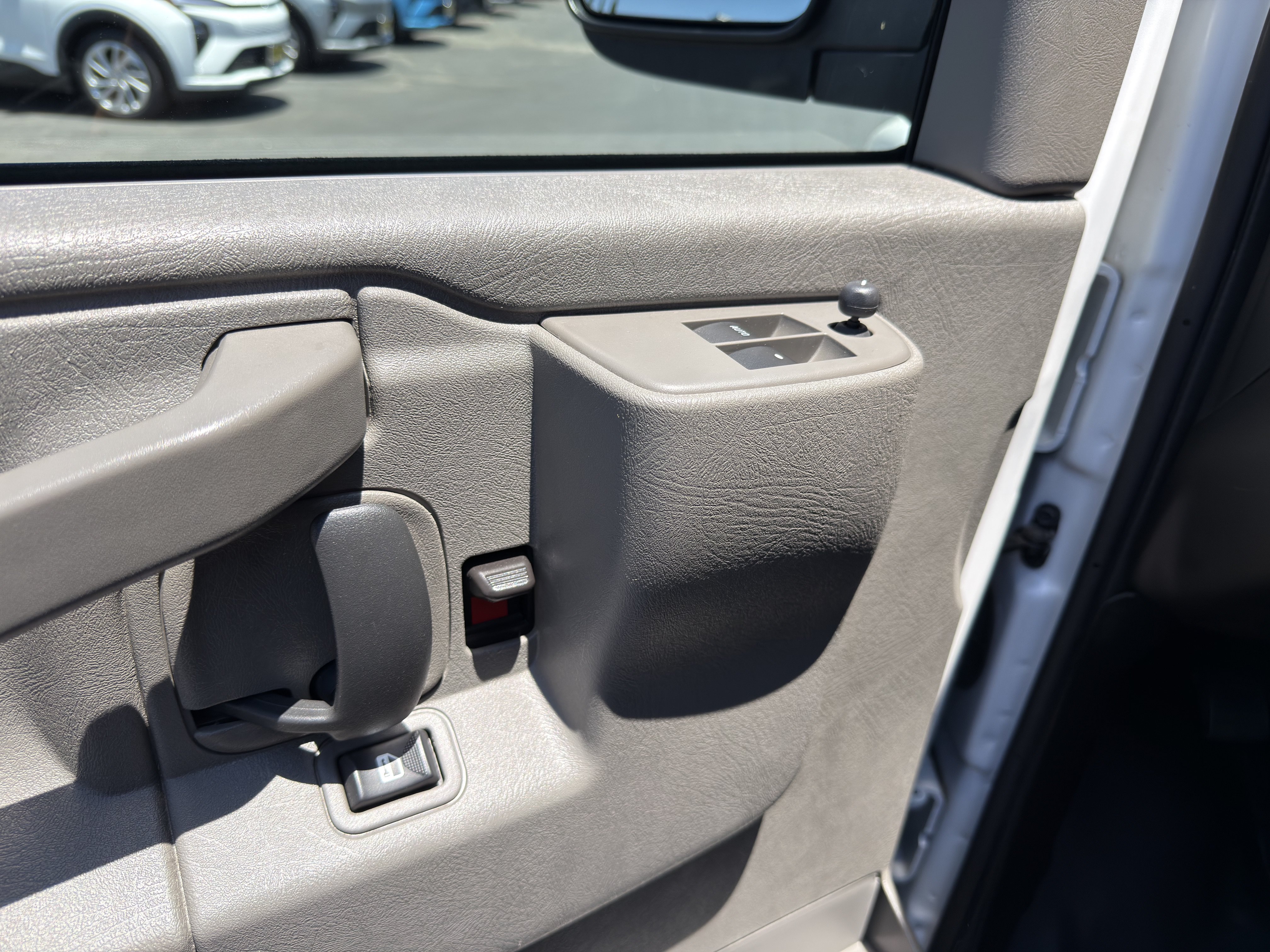 Used 2024 GMC Savana 2500 w/ Driver Convenience Package RWD image 23