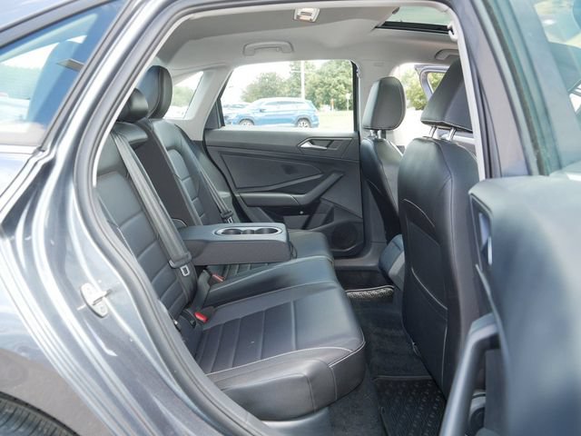 Certified 2022 Volkswagen Jetta SE FWD image 19