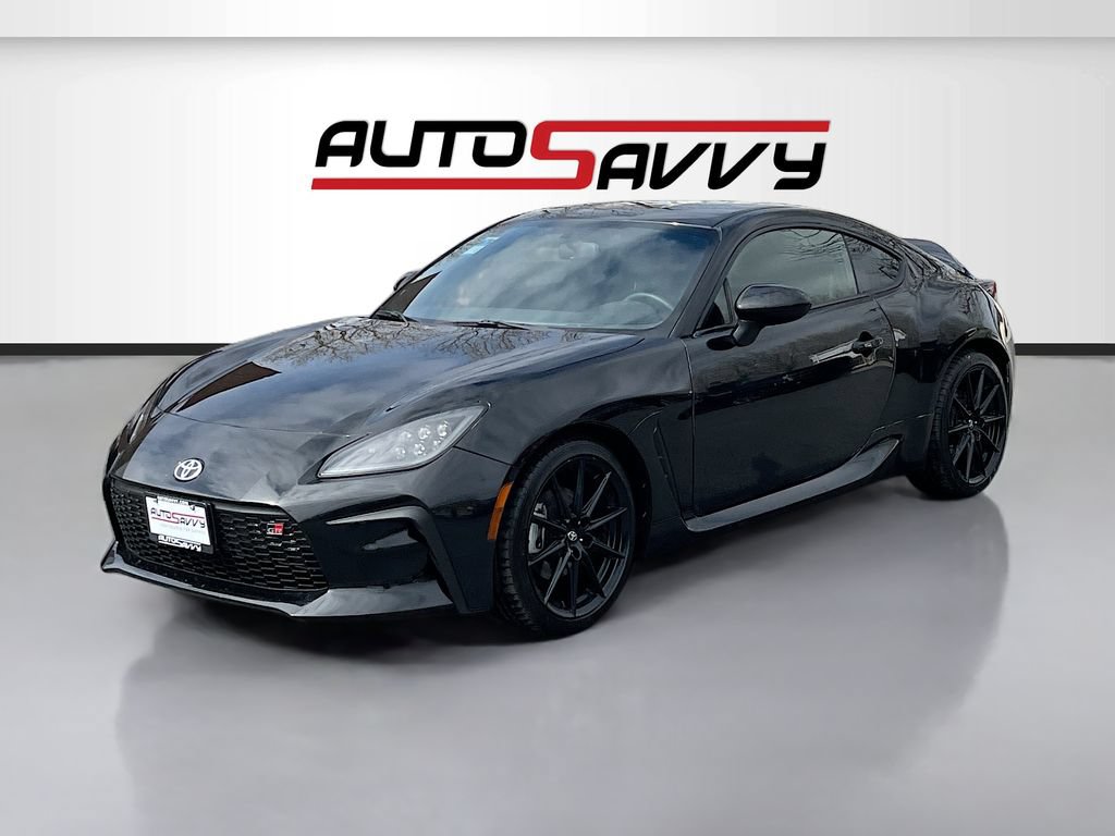 Used 2025 Toyota GR86 Premium w/ ALL Weather Mat Package (TMS) RWD image 3