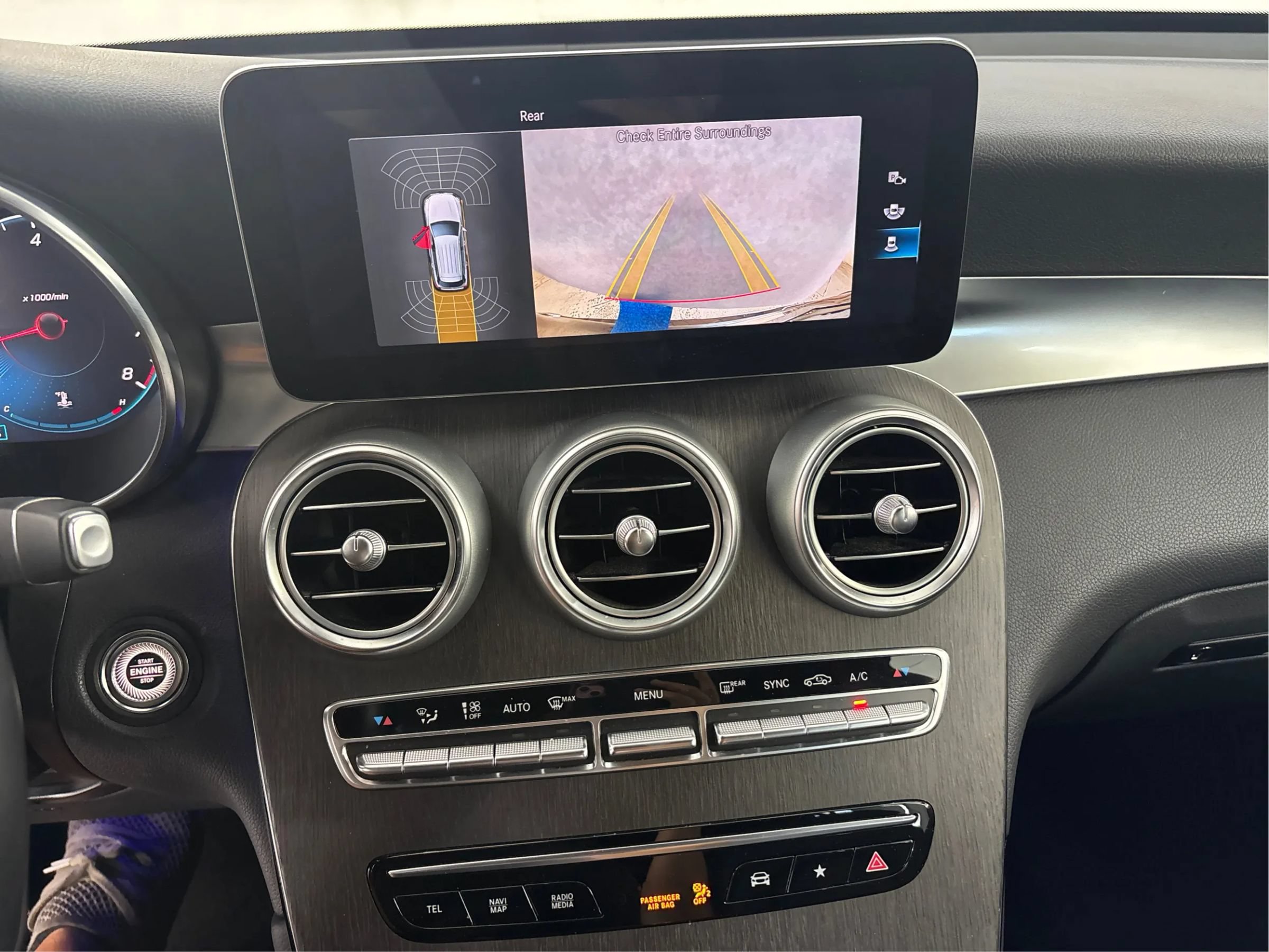 Used 2022 Mercedes-Benz GLC 300 4MATIC image 35