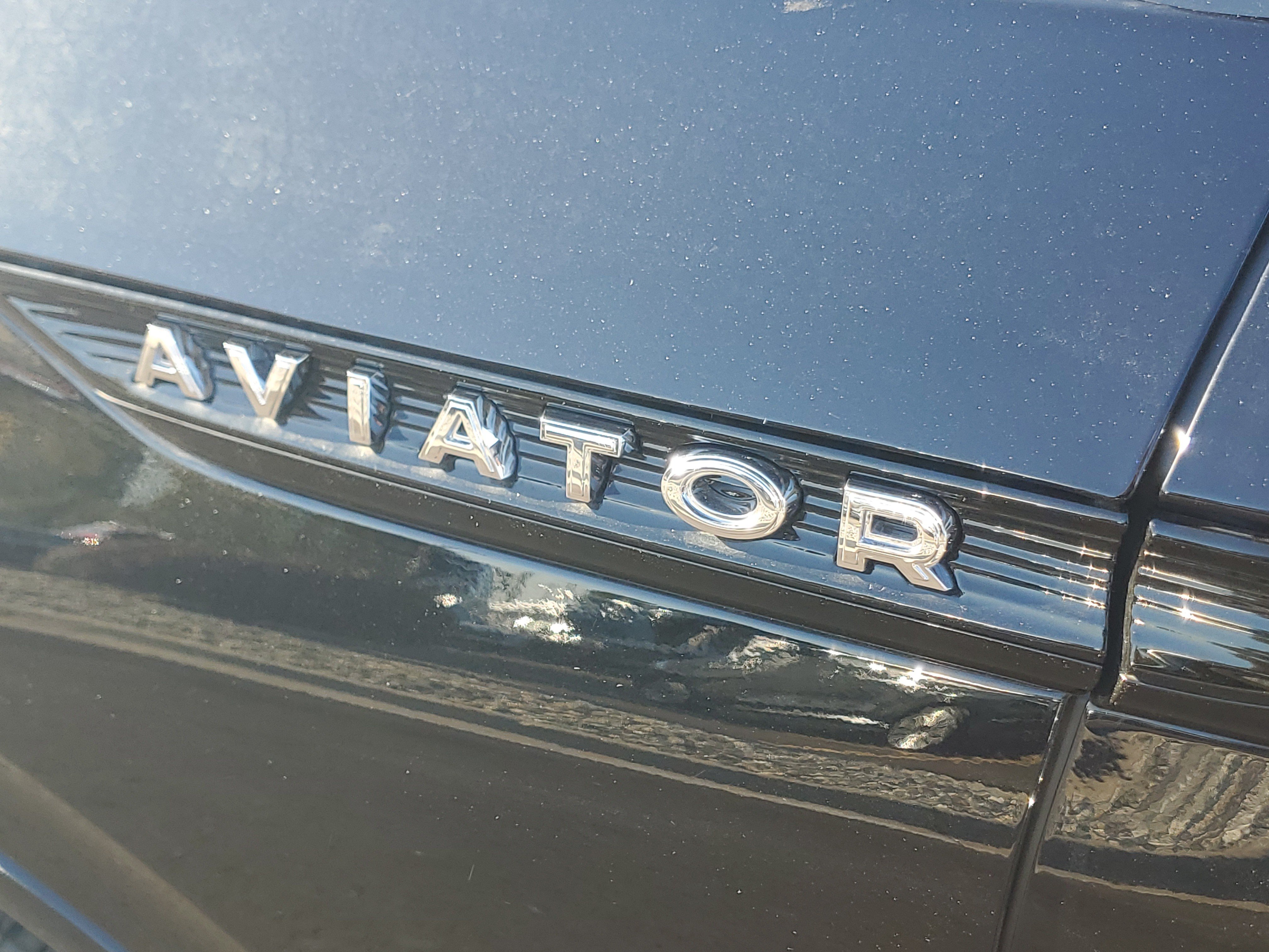 New 2026 Lincoln Aviator Reserve w/ Jet Appearance Package AWD/4WD image 7