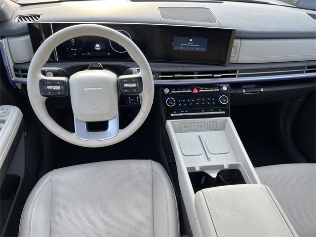 Used 2025 Hyundai Santa Fe Limited image 24