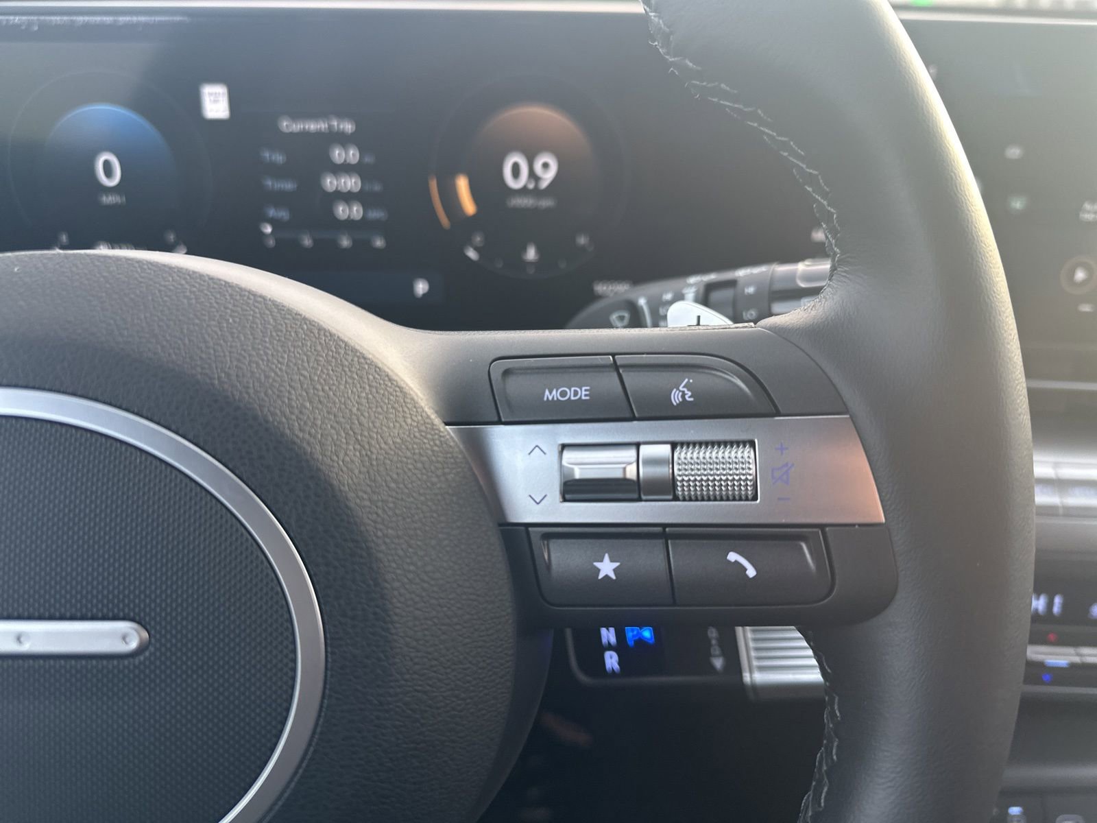 Used 2025 Hyundai Kona SEL image 15