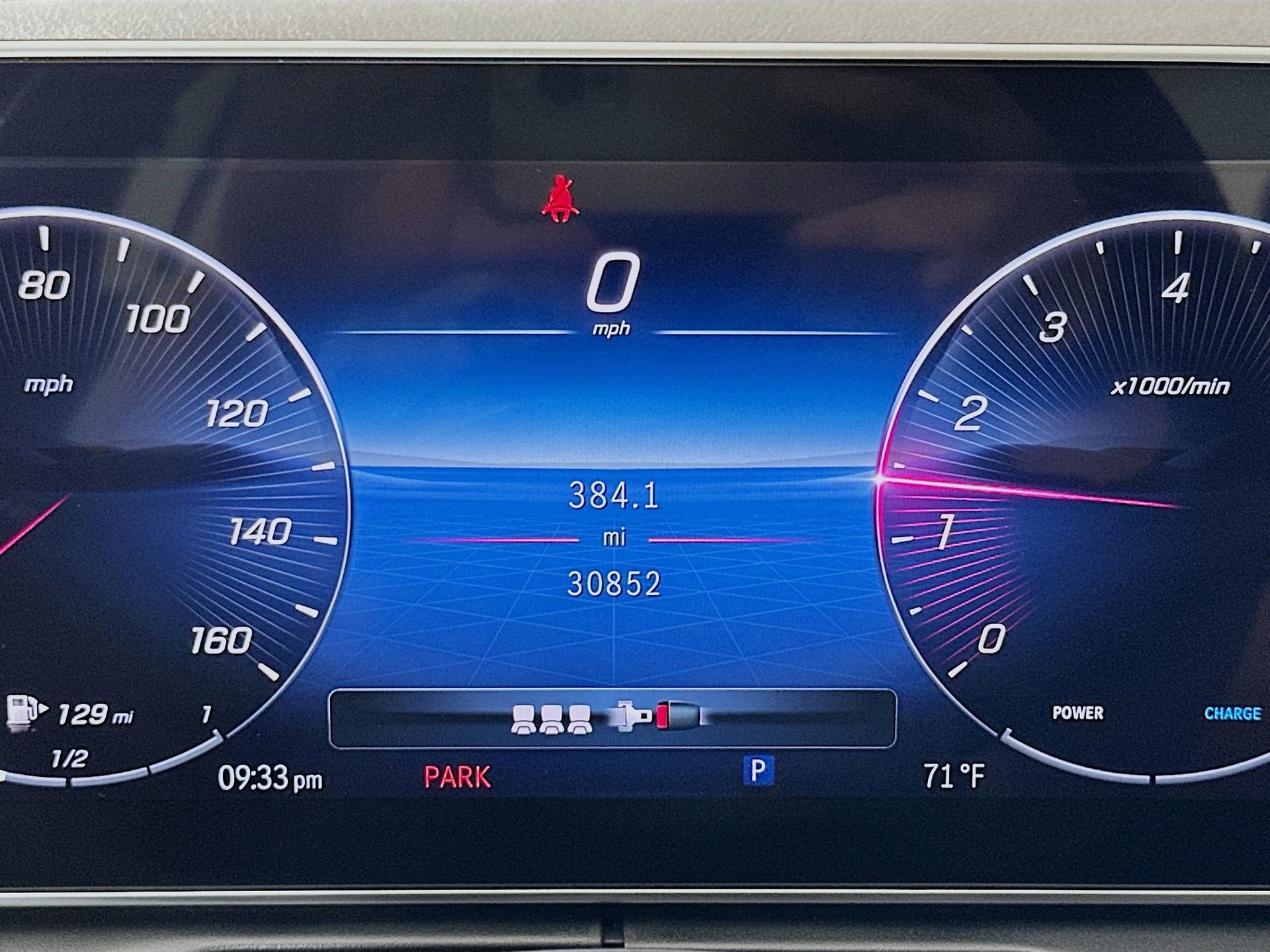 Used 2023 Mercedes-Benz C 300 Sedan image 13