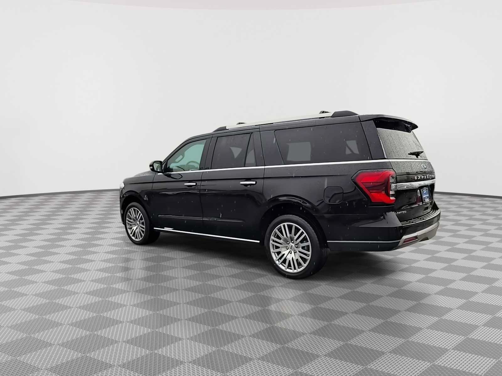 Used 2024 Ford Expedition Max Limited AWD/4WD image 6
