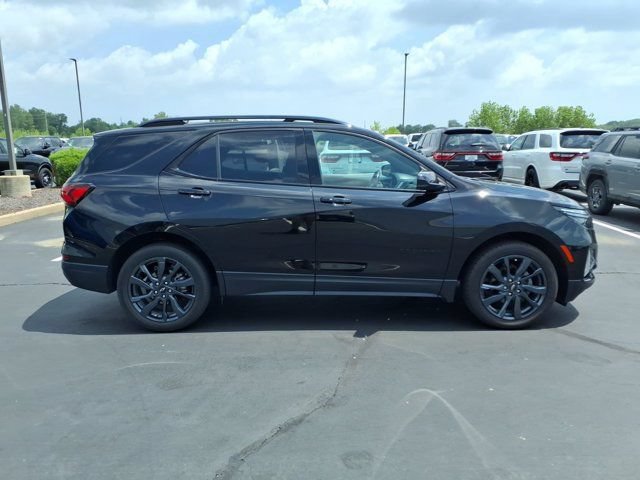 Used 2022 Chevrolet Equinox RS w/ LPO, Floor Liner Package AWD/4WD image 27