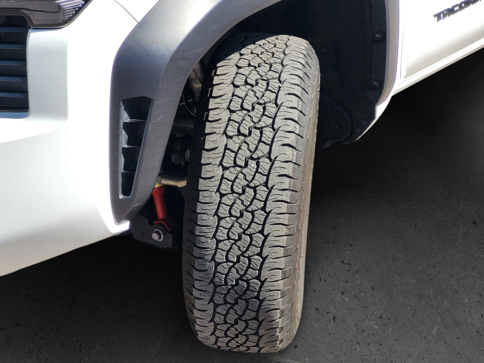 Certified 2025 Toyota Tacoma TRD Off-Road image 11