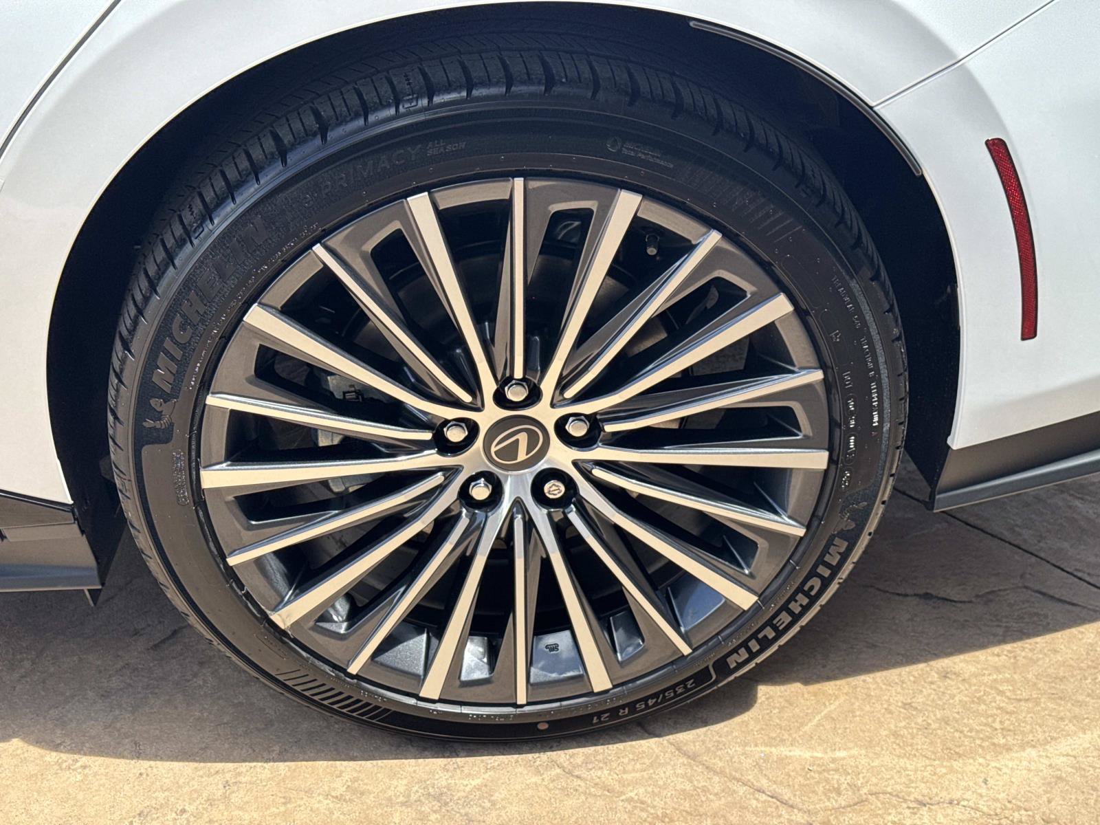 New 2026 Lexus ES 350e w/ Convenience Package FWD image 21