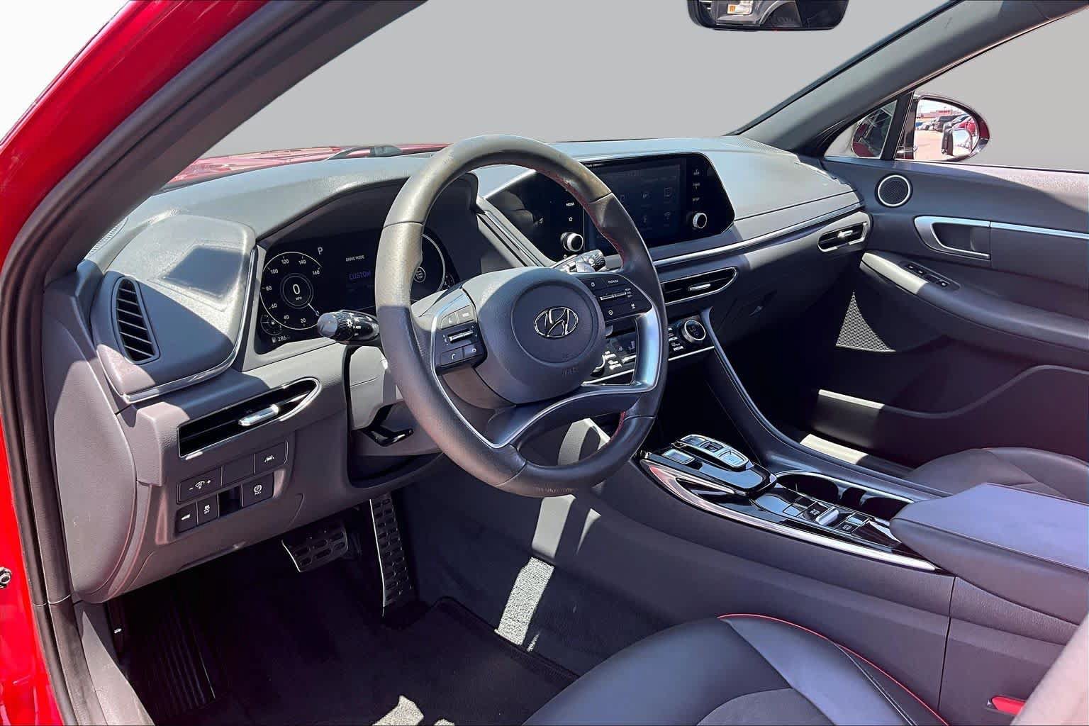 Used 2021 Hyundai Sonata SEL Plus FWD image 17