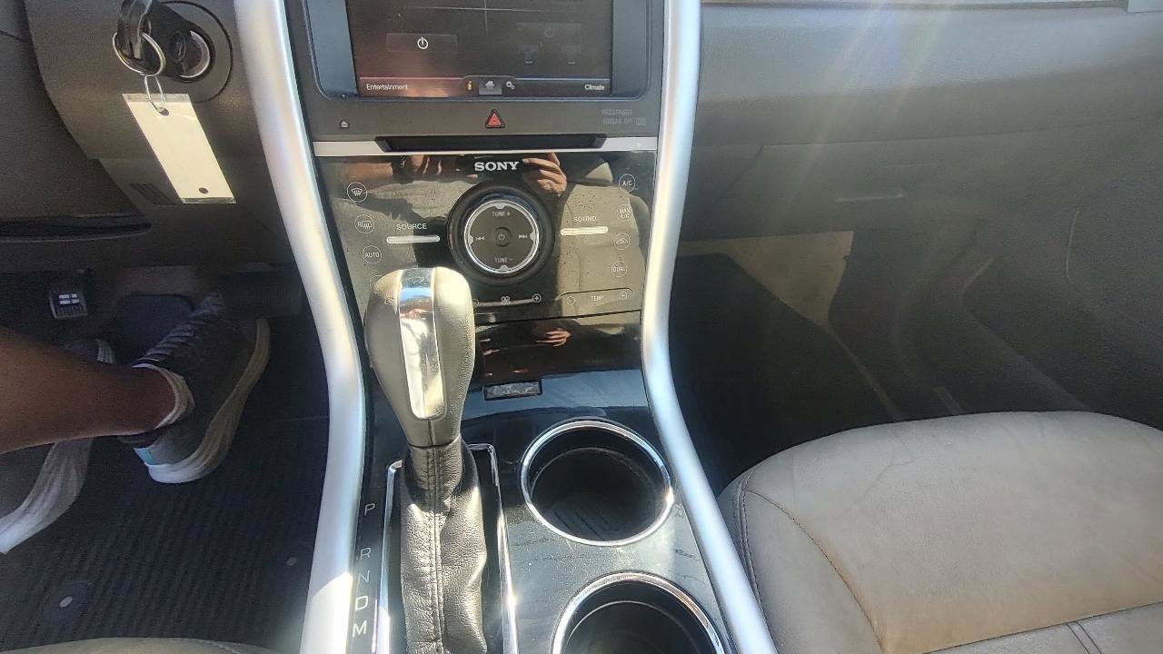 Used 2011 Ford Edge Limited AWD/4WD image 11