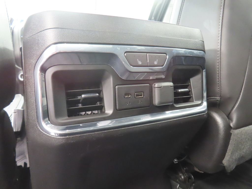 Used 2019 Chevrolet Silverado 1500 High Country w/ High Country Premium Package AWD/4WD image 14