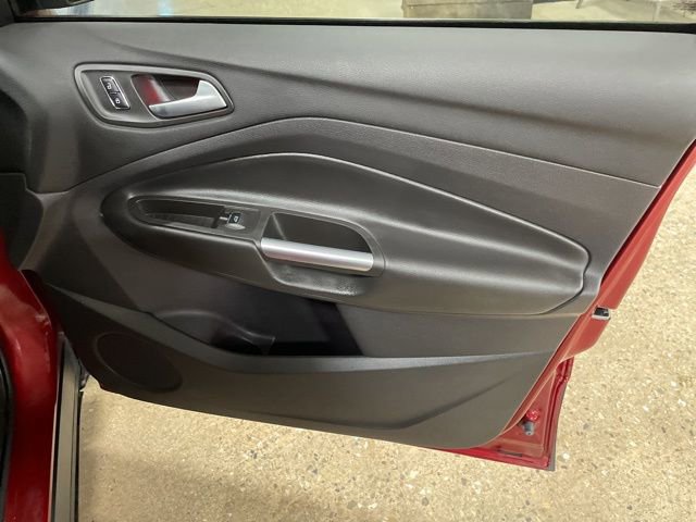 Used 2014 Ford Escape Titanium w/ Equipment Group 401A image 31