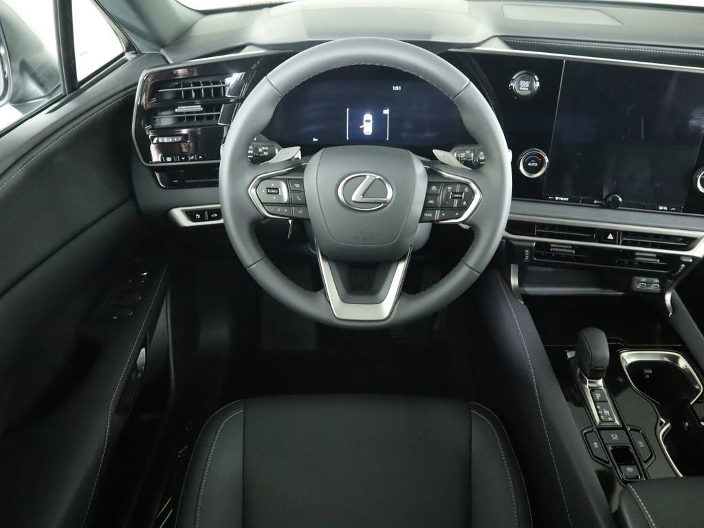 Used 2025 Lexus RX 350 FWD w/ Accessory Package image 11