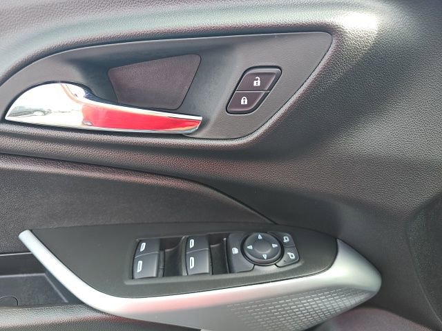 New 2026 Chevrolet Trax RS image 17