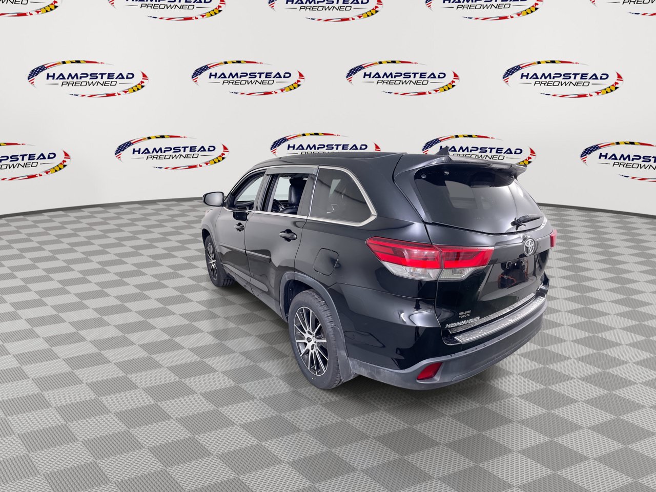 Used 2018 Toyota Highlander SE w/ Protection Package #3 AWD/4WD image 6