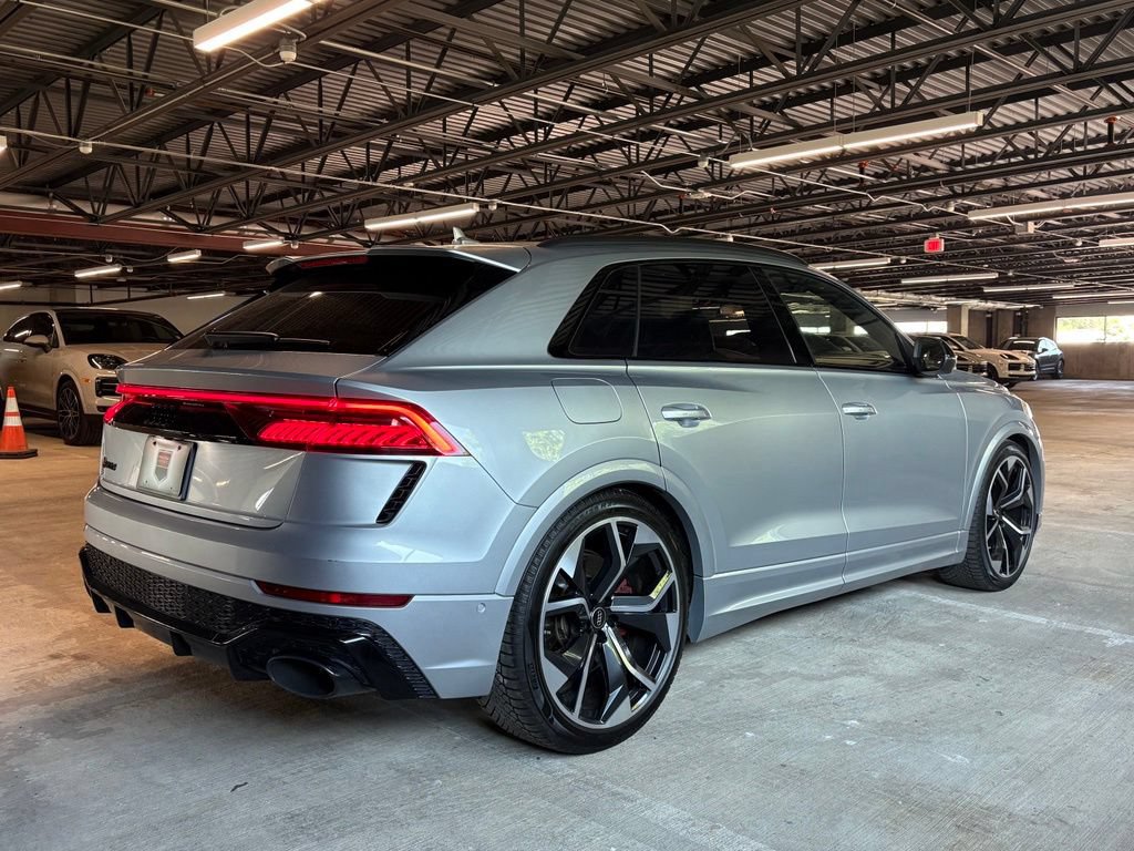 Used 2022 Audi RS Q8 AWD/4WD image 8