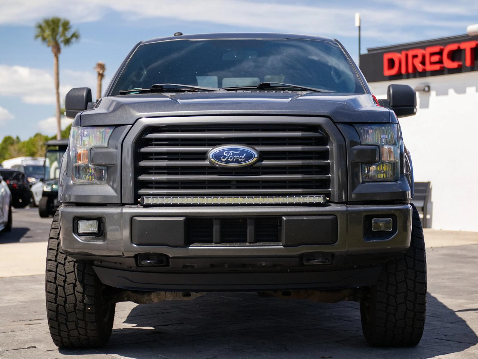 Used 2016 Ford F150 XLT w/ Equipment Group 302A Luxury AWD/4WD image 4