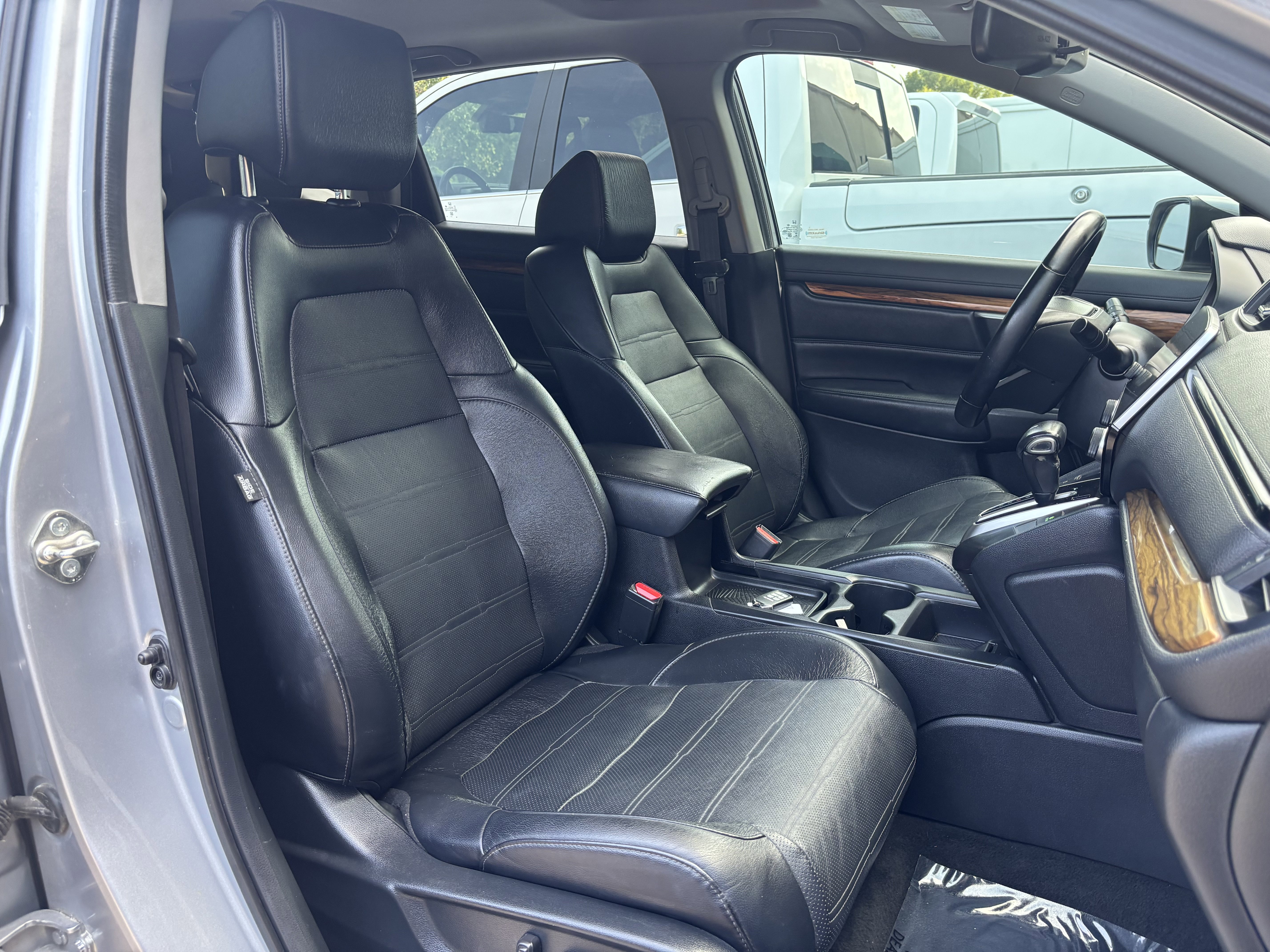 Used 2018 Honda CR-V Touring image 17