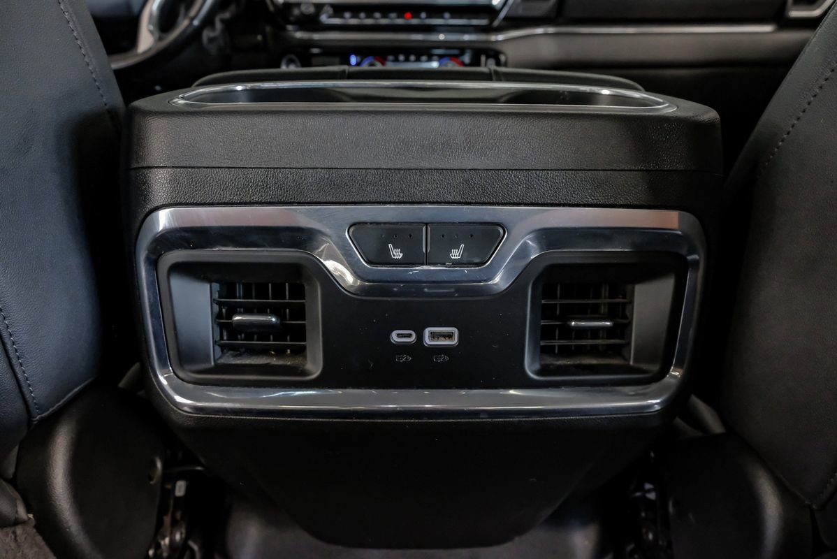 Used 2024 Chevrolet Silverado 2500 LTZ w/ LTZ Convenience Package image 36