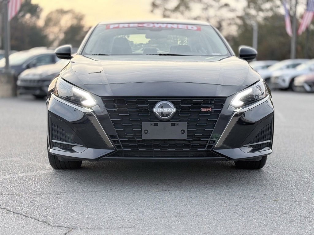 Used 2024 Nissan Altima 2.5 SR image 2
