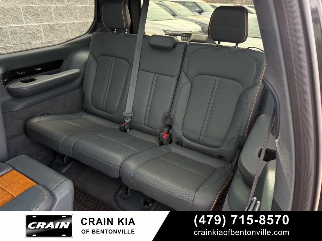 Used 2022 Jeep Grand Wagoneer Series II w/ Convenience Group III AWD/4WD image 27