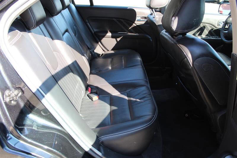 Used 2010 Ford Fusion Sport image 24