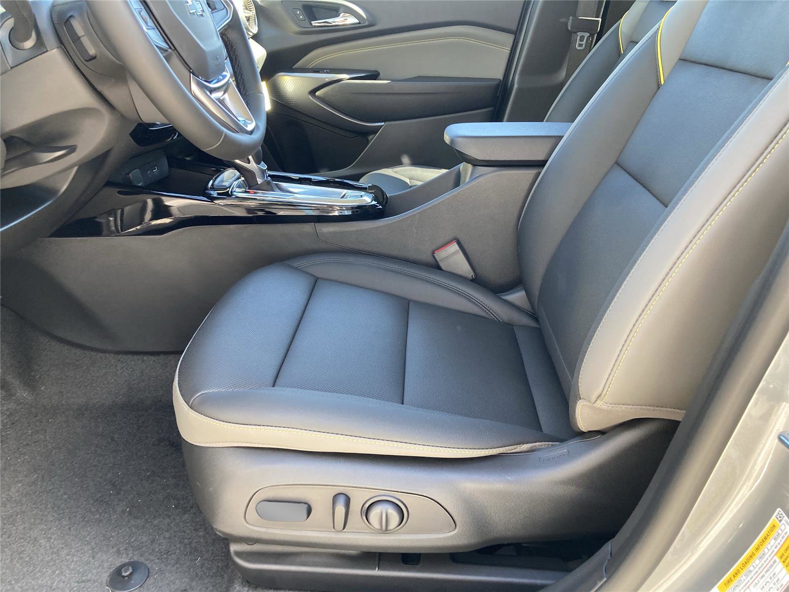 New 2026 Chevrolet Trax ACTIV w/ Driver Confidence Package image 22