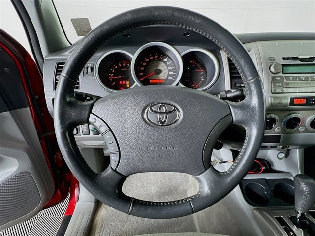 Used 2010 Toyota Tacoma 4x4 Double Cab image 12