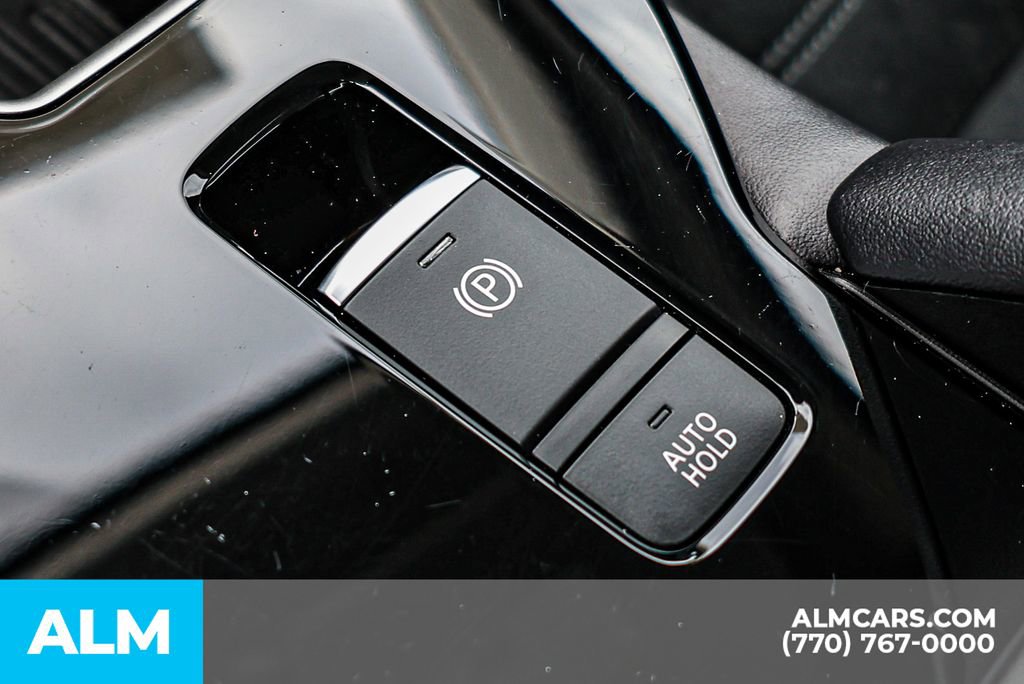 Used 2025 Mitsubishi Outlander SE image 48