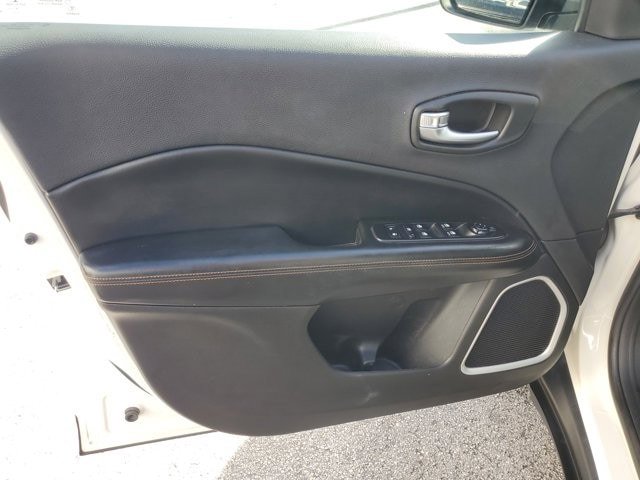 Certified 2019 Jeep Compass Limited FWD image 22