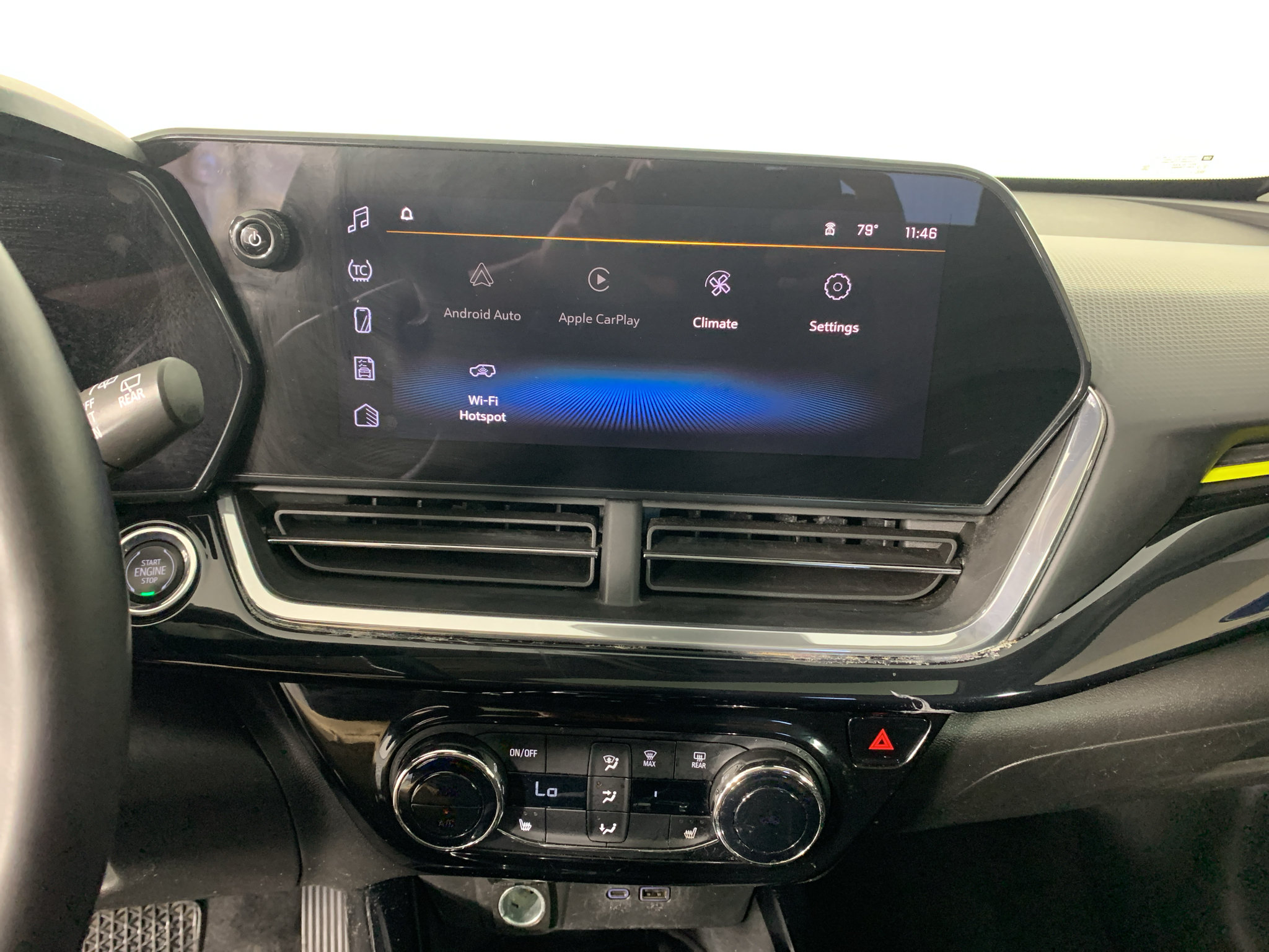 Used 2025 Chevrolet Trax ACTIV w/ Sunroof Package FWD image 25