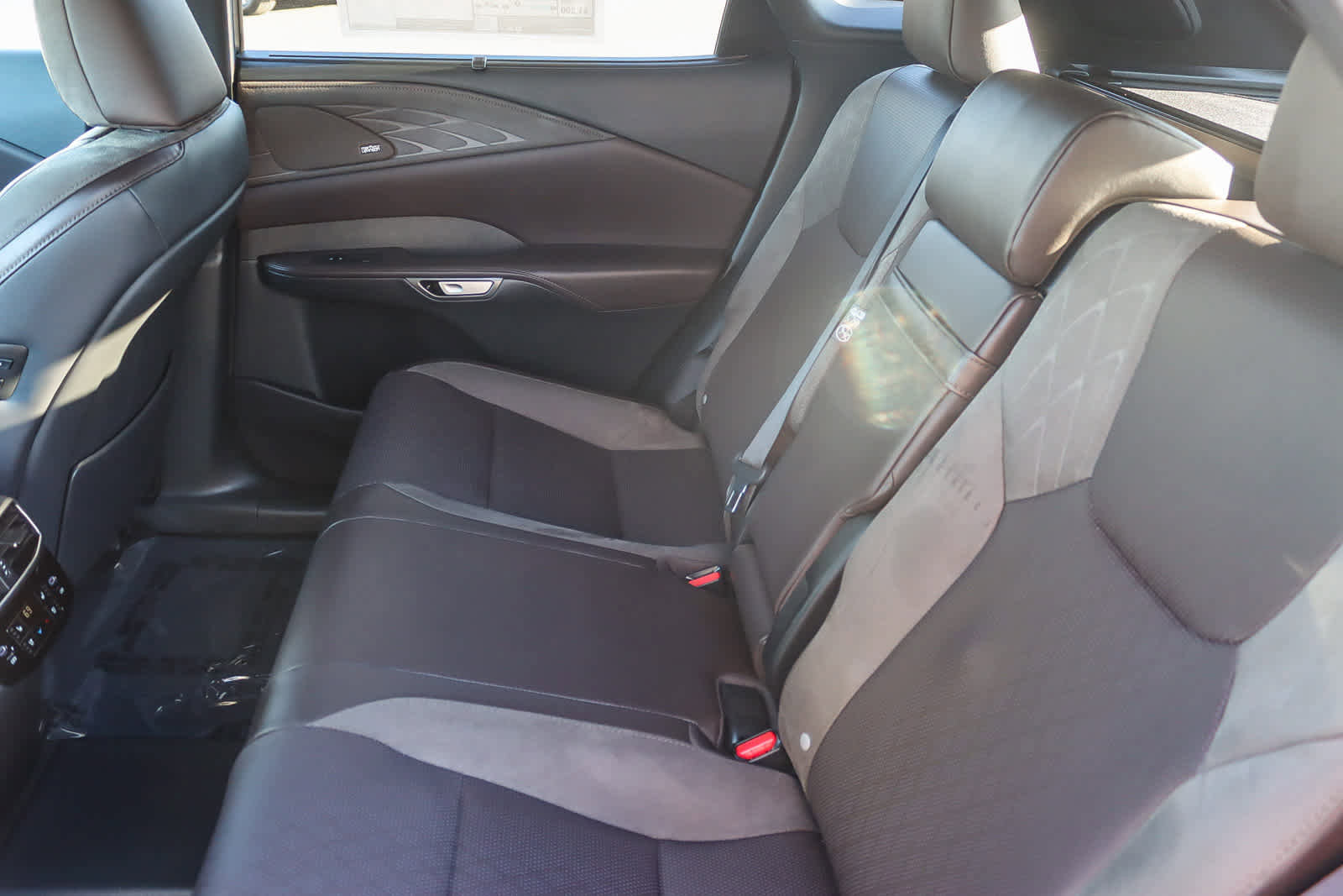 New 2026 Lexus RX 450h Luxury image 19