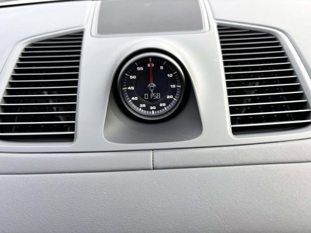 Used 2023 Porsche Cayenne GTS image 36