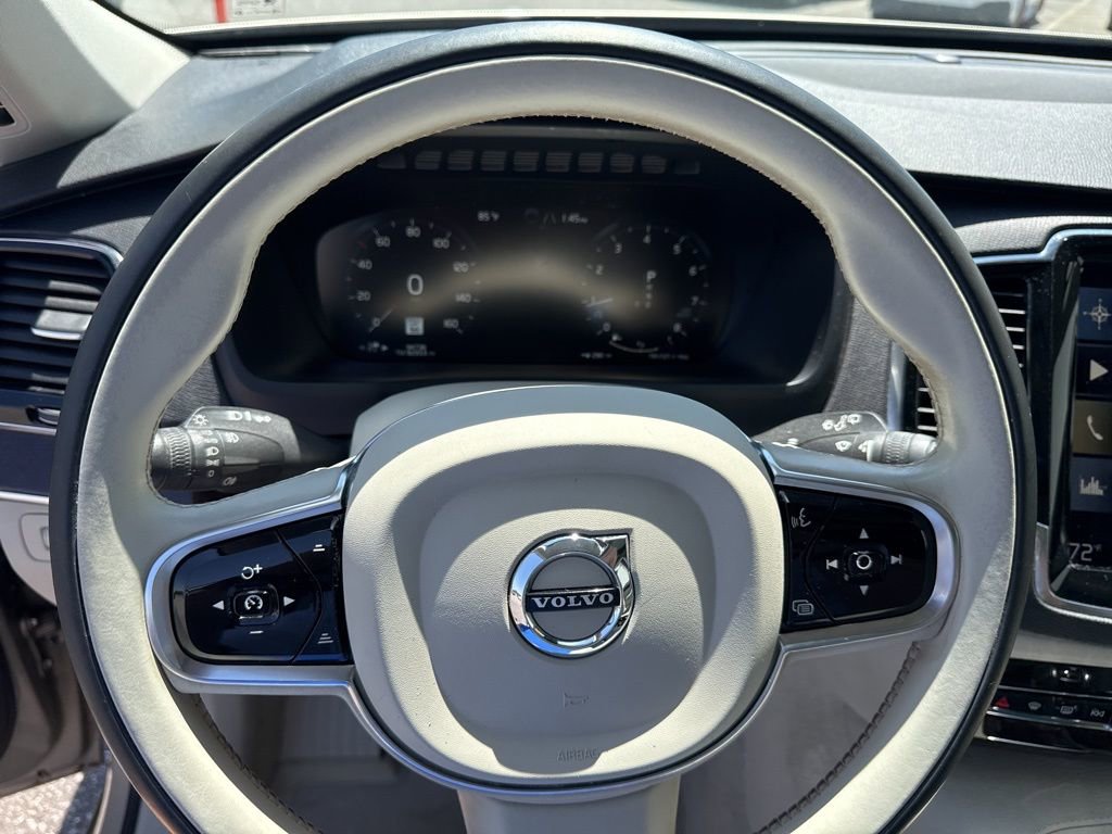 Used 2016 Volvo XC90 T6 Momentum w/ Momentum Plus Package image 34