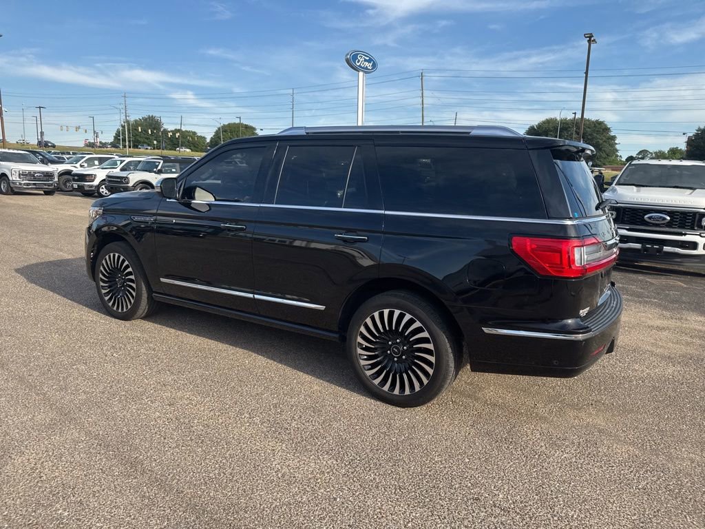 Used 2020 Lincoln Navigator Black Label w/ Cargo Convenience Package AWD/4WD image 11