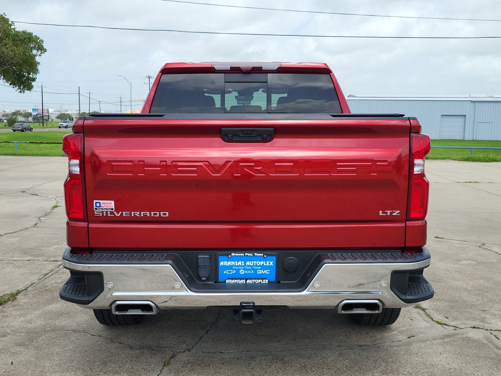 Used 2022 Chevrolet Silverado 1500 LTZ w/ LTZ Premium Texas Edition AWD/4WD image 6