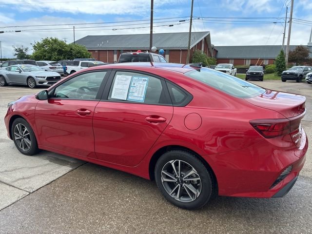 Used 2024 Kia Forte LXS w/ LXS Technology Package FWD image 5