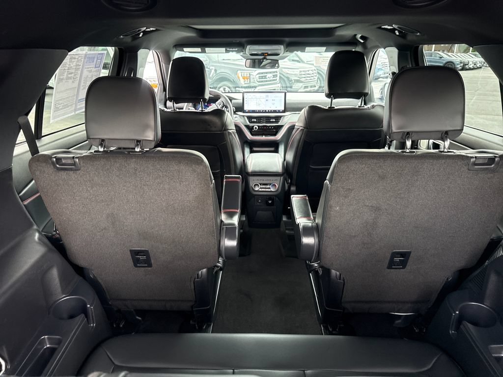Used 2025 Ford Explorer ST w/ Sun And Sound Package AWD/4WD image 14