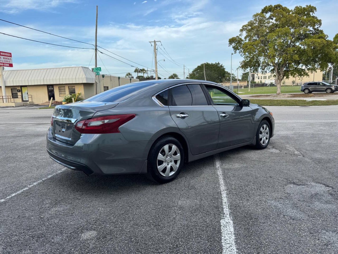 Used 2018 Nissan Altima 2.5 S w/ S Convenience Package FWD image 8