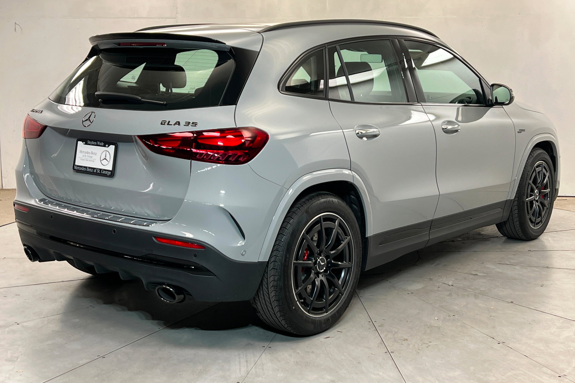 New 2026 Mercedes-Benz GLA 35 AMG 4MATIC image 5