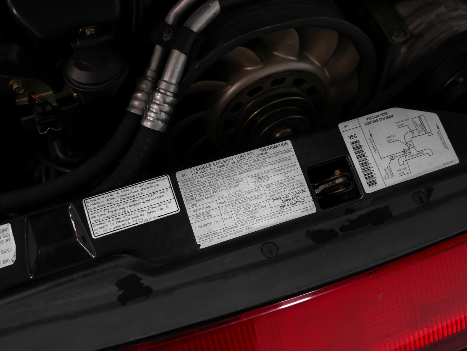 Used 1998 Porsche 911 Carrera S image 25