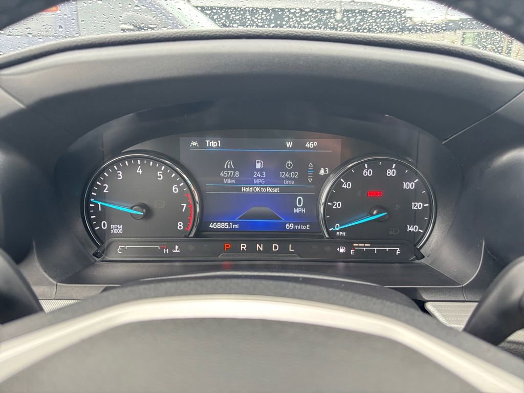 Used 2022 Ford Explorer XLT w/ Equipment Group 202A AWD/4WD image 17