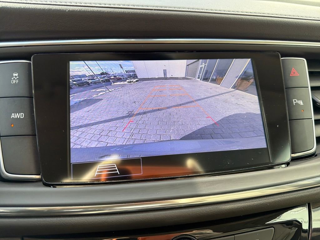 Used 2021 Buick Enclave Essence w/ Sound and Sites Package image 20